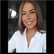 Me considero una persona muy organizada, flexible y daría clases a niños de primaria y de secundaria. Tengo título B2 de inglés, es una asignatura que me gusta, además de naturales o sociales